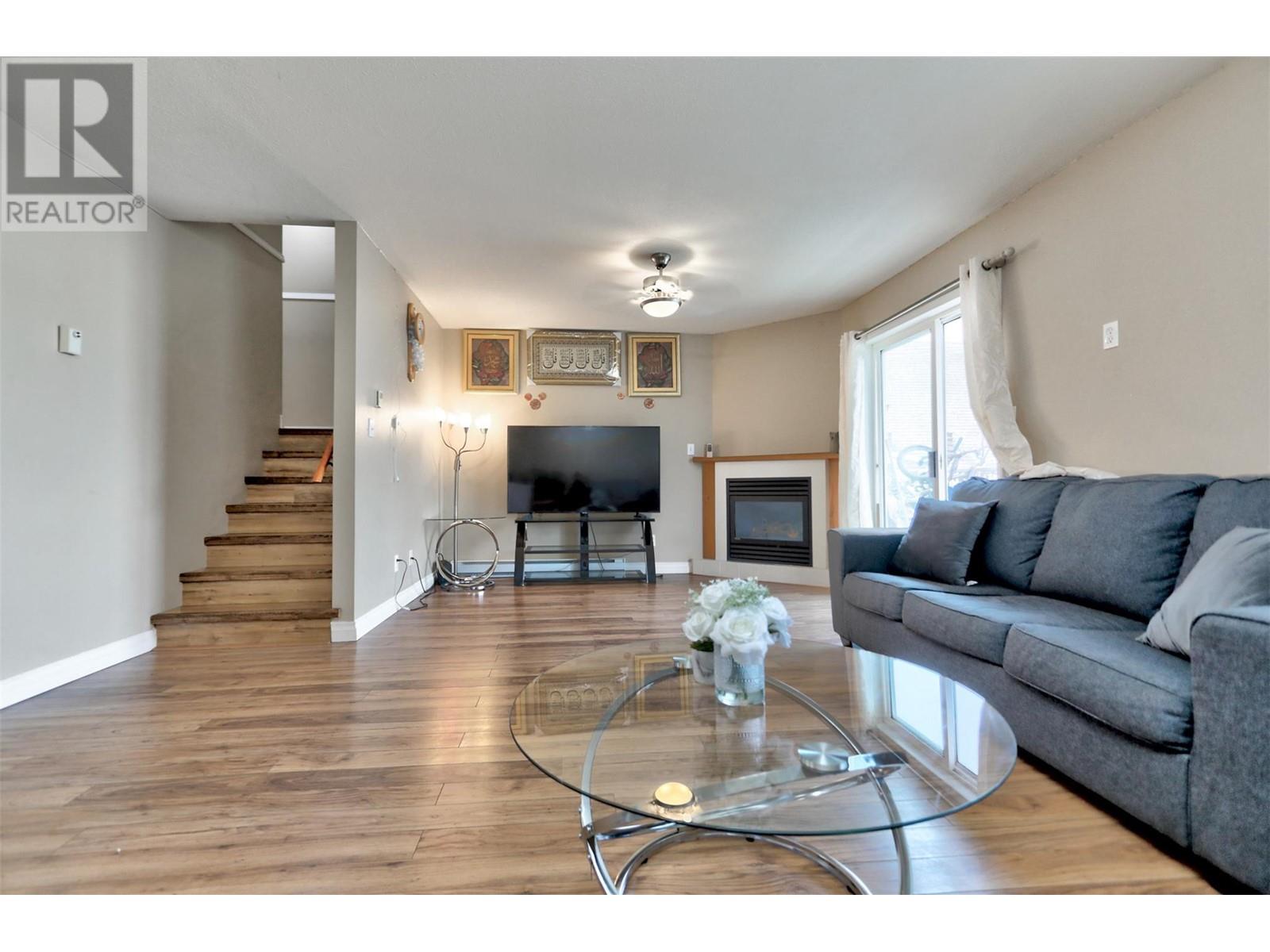 property living room 2